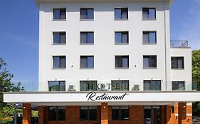 Hotel Domenic Free Parking